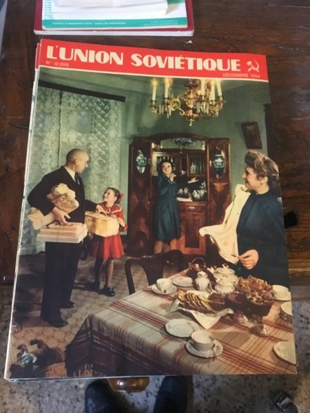 L'Union Soviétique Revue Mensuelle Illustrée Parait en russe, francais, chinois, …