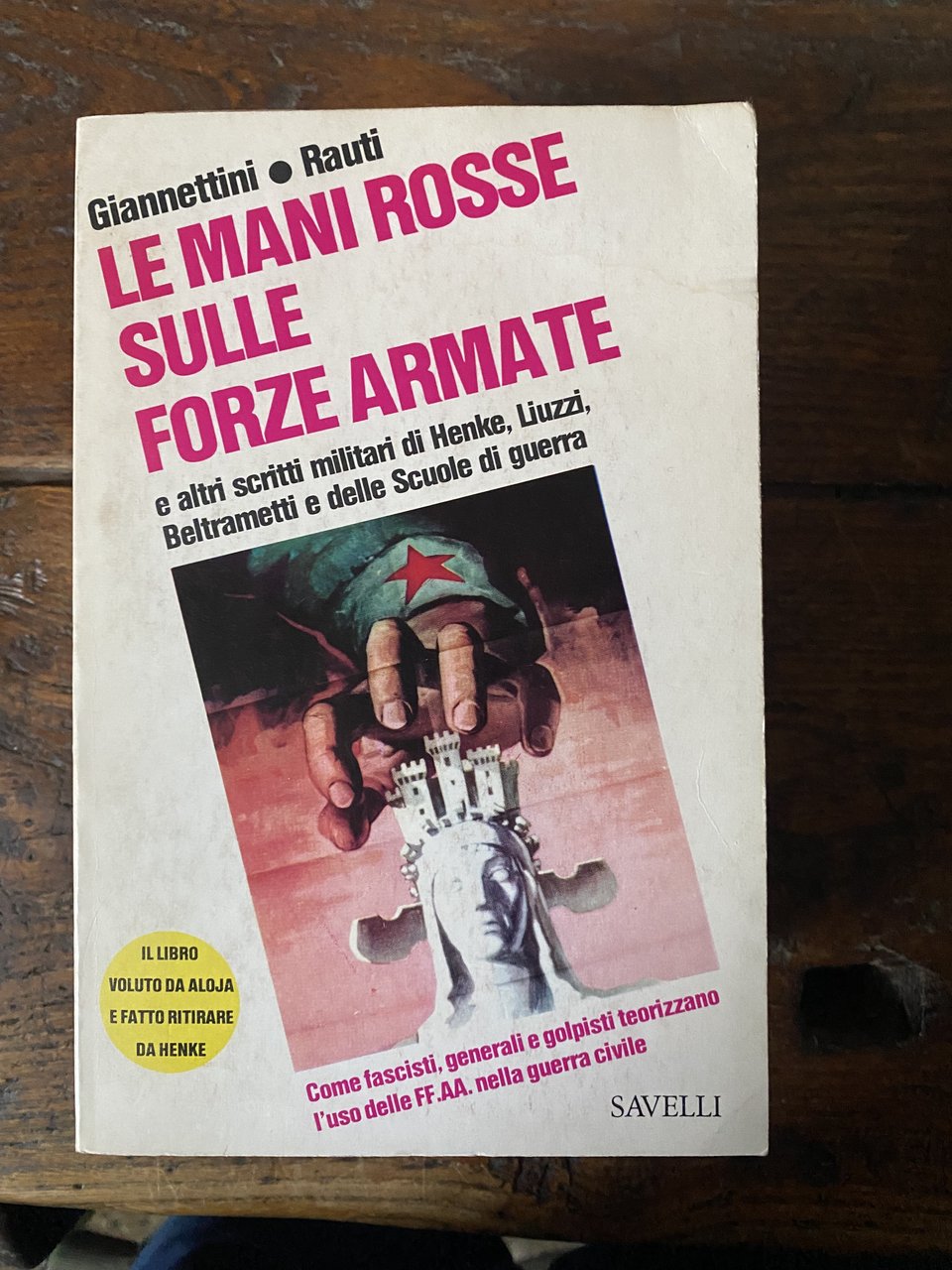 La mani rosse sulle forze armate