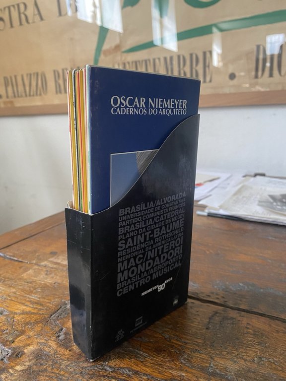 Niemeyer Oscar Cadernos do Arquieto Fundacao Niemeyer 1998