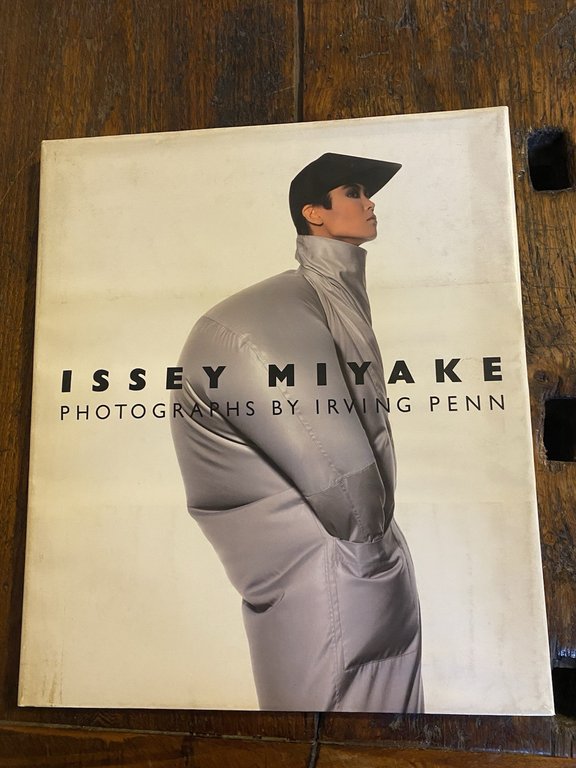 Penn Irving Issey Miyake New York Graphic Society Book 1988