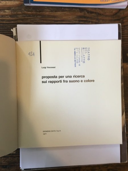 Proposta per una ricerca sui rapporti fra suono e colore