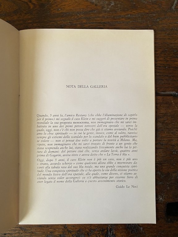 Restany Pierre Yves Klein Le monochrome Milano Galleria Apollinaire 1961