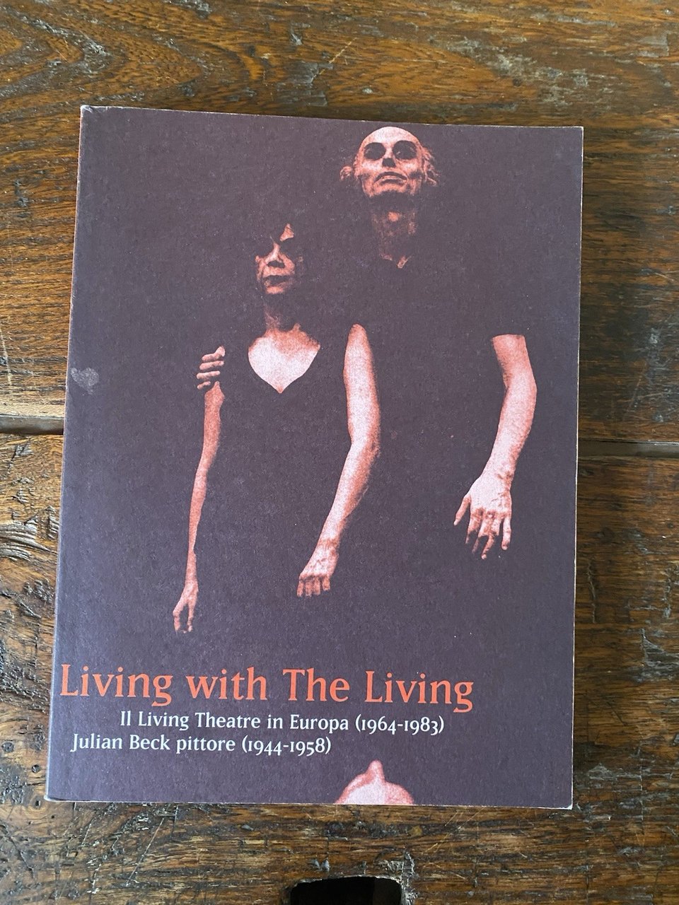 Valenti Cristina a cura di, Living with The Living Il … | Immagine principale