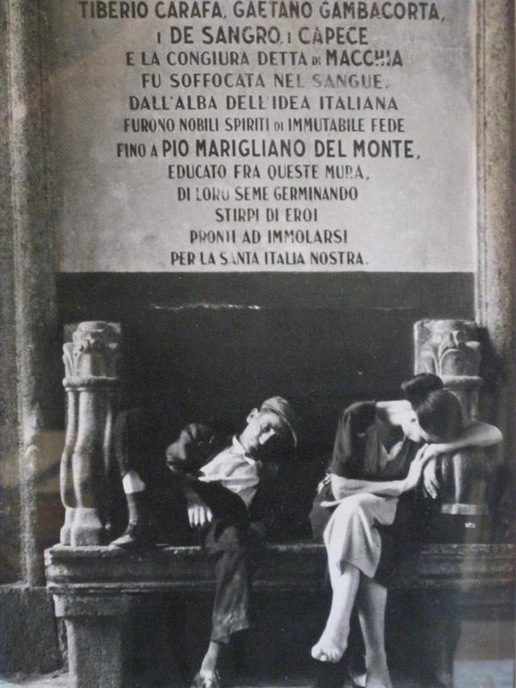 Alla stazione.