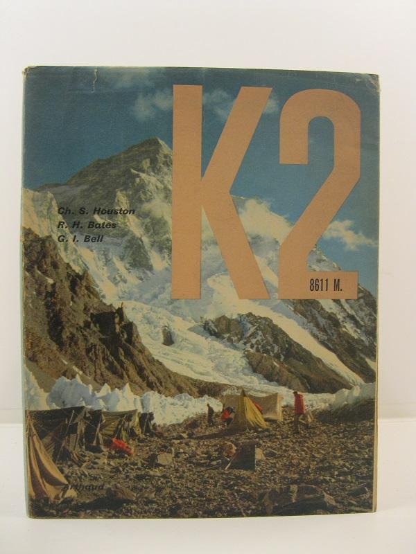K2. 8611 m. Troisieme expedition americaine au Karakorum. 70 photographies …