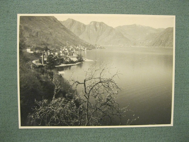 Lago di Como. Dalla strada Bellagio. Como. Nel fondo Argegno. …