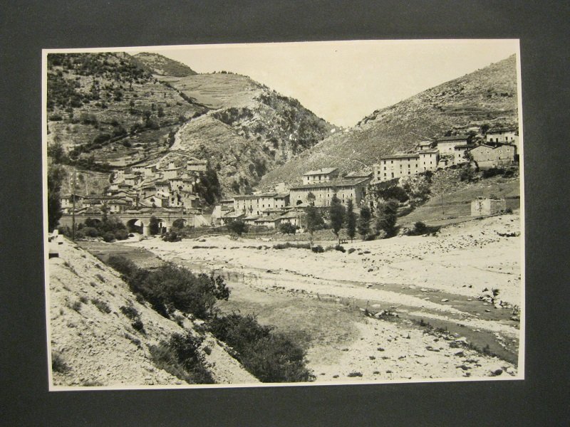 Lazio. Valle del Velino. Antrodoco, 25 maggio 1955. Due fotografie …
