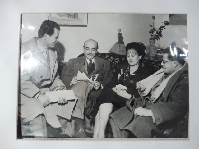 Lucio Fontana con Violetta Besesti, Beniamino Dal Fabbro, Teullier. (Fotografia …