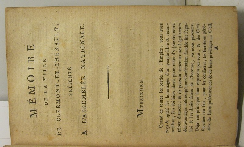 Memoire de la ville de Clermont De L'Herault pre'sente' a' …