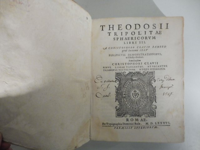 Theodosii Tripolitae Sphaericorum libri III A Christophoro Clavio. perspicuis demonstrationibus, …