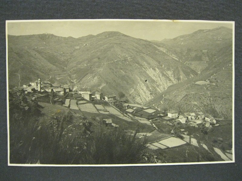Valle Scrivia. Valle Bobbia. Grifoglietto. Fotografia originale