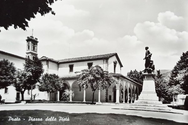 Cartolina - Prato - Piazza della Pietà - 1969