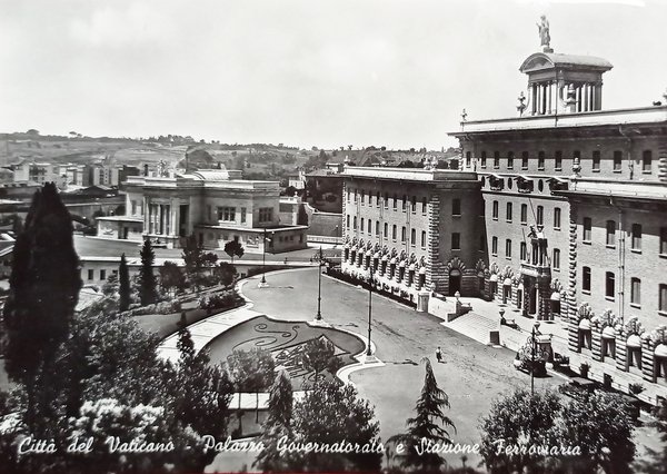 Cartolina Città del Vaticano - Palazzo Governatorato e Stazione Ferroviaria … | Immagine principale