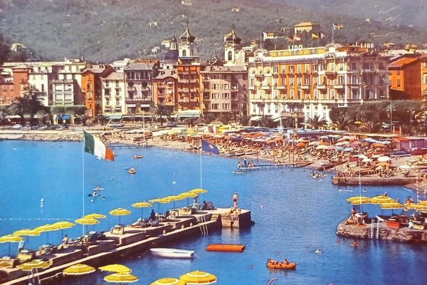 Cartolina - S. Margherita - Spiaggia e Grandi Alberghi - …