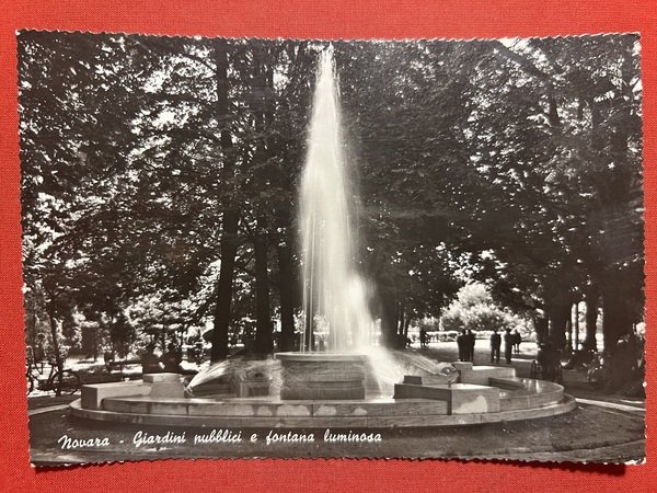 Cartolina - Novara - Giardini Pubblici e Fontana Luminosa - …