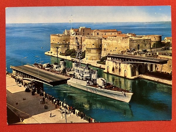 Cartolina - Taranto - Ponte girevole aperto con passaggio Navi …