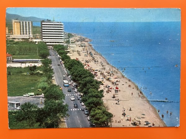 Cartolina - Montesilvano ( Pescara ) - Spiaggia - 1971