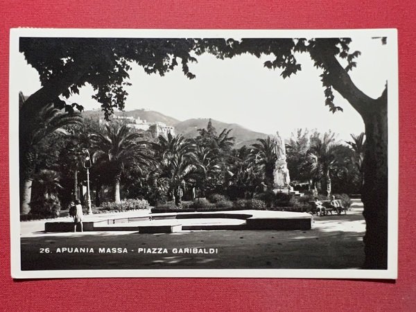 Cartolina - Apuania Massa - Piazza Garibaldi - 1933