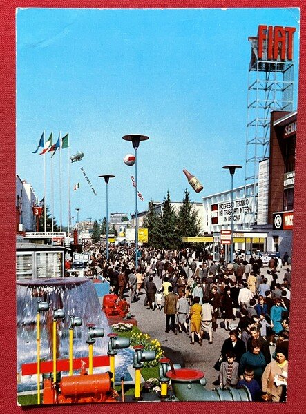 Cartolina - Fiera di Milano - Folla Domenicale in visita …