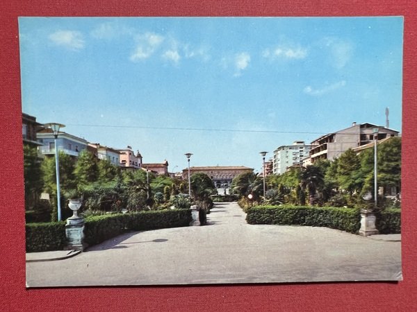 Cartolina - Porto Civitanova - Giardini Pubblici e Palazzo Comunale …