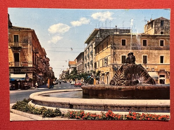 Cartolina - Terracina ( Latina ) - Fontana di Piazza …
