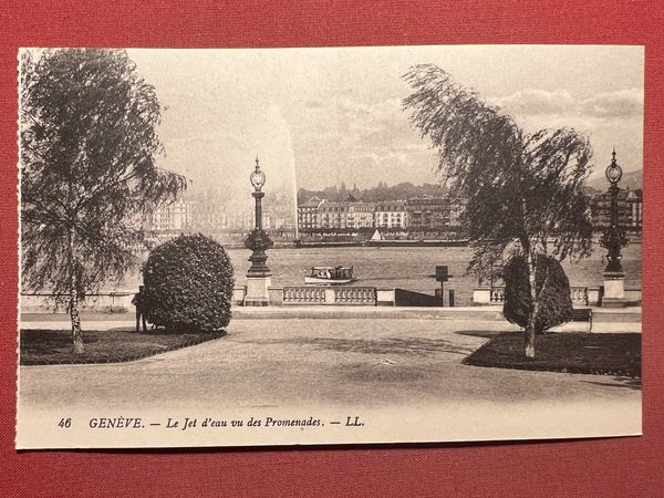 Cartolina - Genève - Le Jet d'eau vu des Promenades …