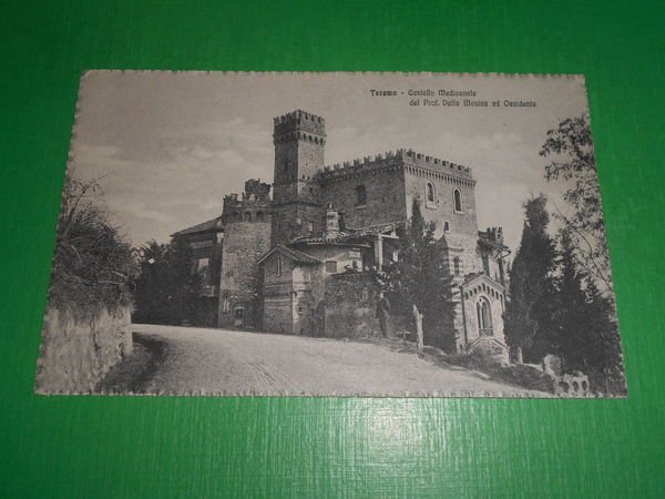 Cartolina Teramo - Castello Medioevale 1910 ca.