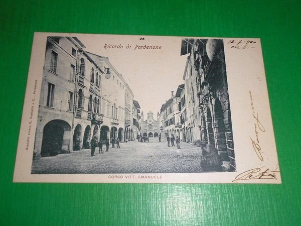 Cartolina Ricordo di Pordenone - Corso Vittorio Emanuele 1900.