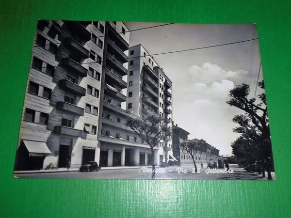 Cartolina Vercelli - Via XX Settembre 1958