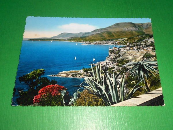 Cartolina Grimaldi - Vista di Mentone 1956.