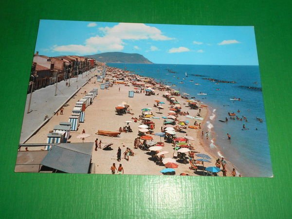 Cartolina Porto Recanati - Spiaggia e Monte Conero 1972