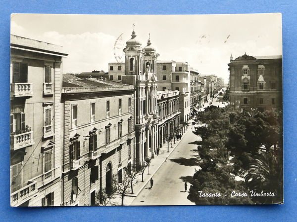 Cartolina Taranto - Corso Umberto - 1957.