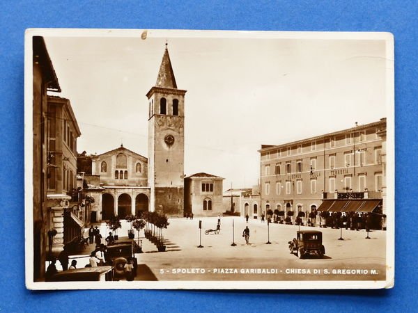 Cartolina Spoleto - Piazza Garibaldi - Chiesa di S. Gregorio …