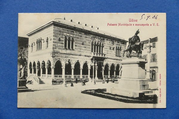 Cartolina Udine - Palazzo Municipale e monumento a V.E. - …