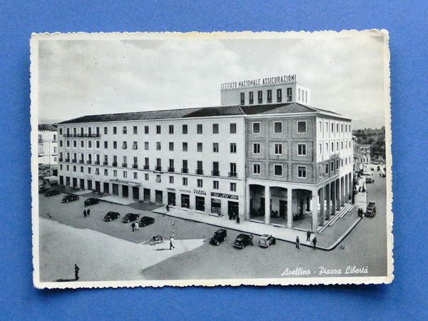 Cartolina Avellino - Piazza Libertà - 1953