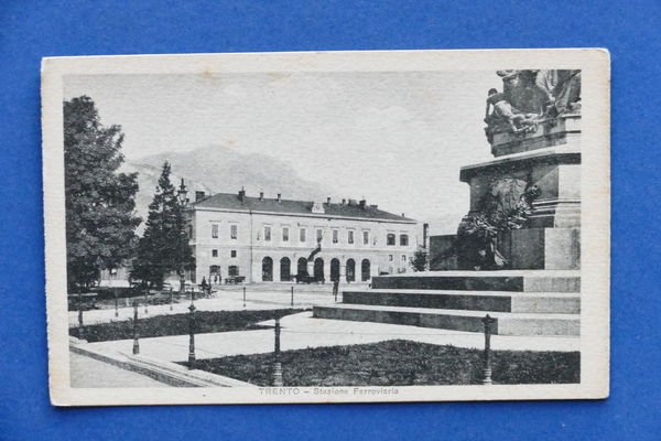 Cartolina Trento - Stazione Ferroviaria - 1920 ca. | Immagine principale