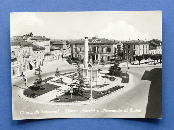 Cartolina Chiaravalle - Piazza Mazzini e Monumento ai Caduti - …
