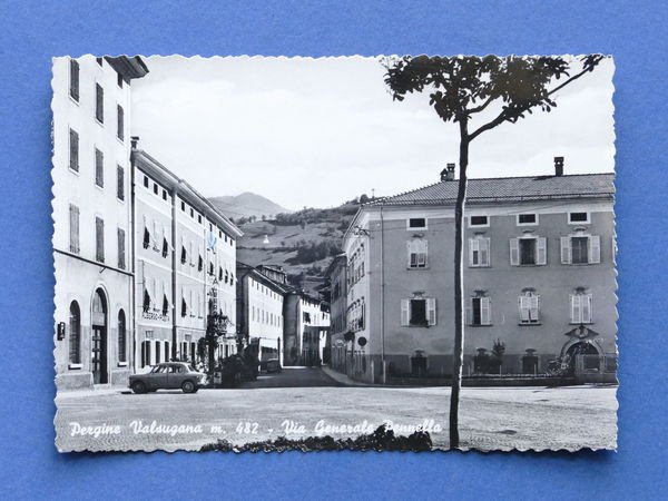 Cartolina Pergine Valsugana - Via Generale Pennella - 1960