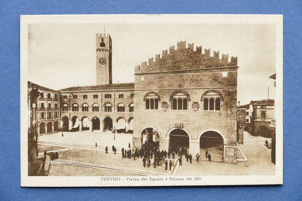 Cartolina Treviso - Piazza dei Signori e Palazzo dei 300 … | Immagine principale
