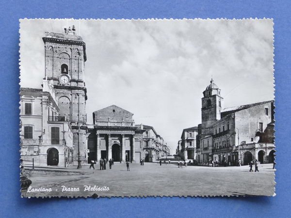 Cartolina Lanciano - Piazza Plebiscito - 1956