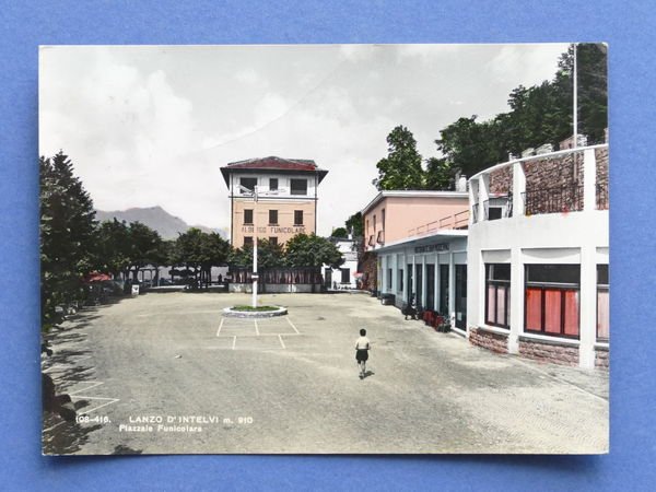 Cartolina Lanzo d'Intelvi - Piazzale Funicolare - 1957