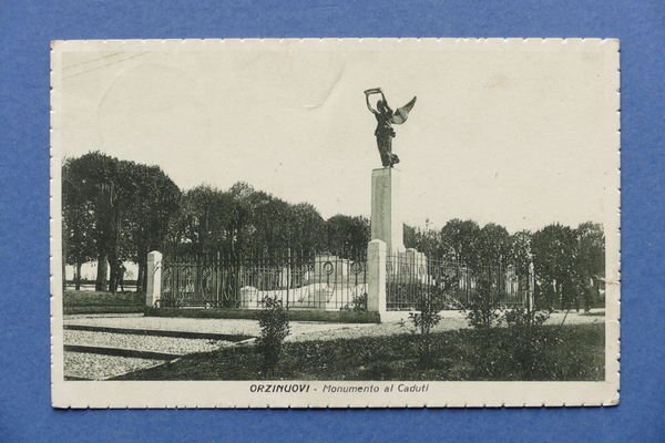 Cartolina Orzinuovi - Monumento ai Caduti - 1926
