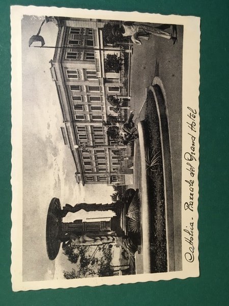 Cartolina Cattolica - Piazzale Del Gran Hotel - 1935