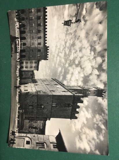 Cartolina Volterra - Piazza Priori Palazzo Pretorio - 1951