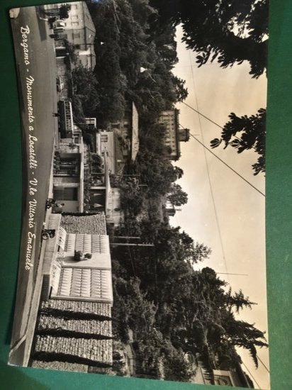Cartolina Bergamo - Monumento a Locatelli - V.le Vittorio Emanuele …