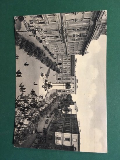 Cartolina Taranto - Piazza Della Vittoria E Monumento Ai Caduti …