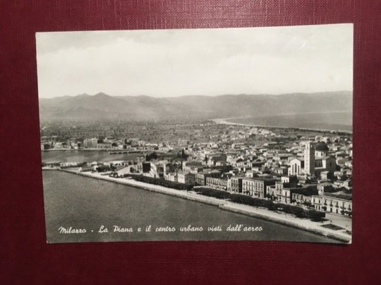 Cartolina Milazzo - La Piana e il Centro Urbano visti …