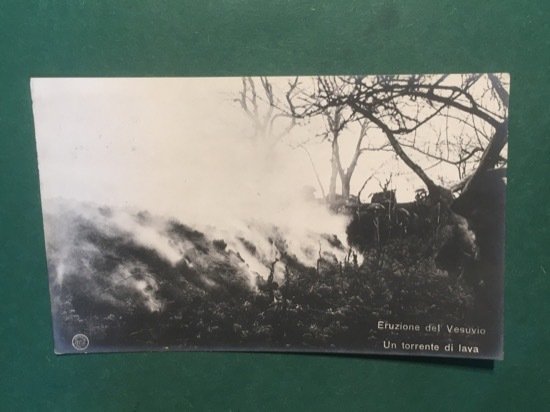 Cartolina Eruzione del Vesuvio - Un Torrente di Lava - …