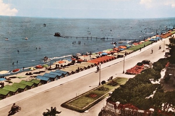 Cartolina - Pesaro - Lungomare Nazario Sauro - 1960