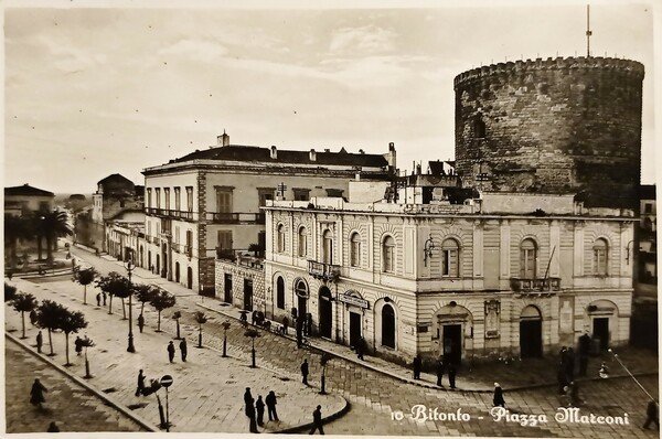 Cartolina - Bitonto ( Bari ) - Piazza Marconi - …